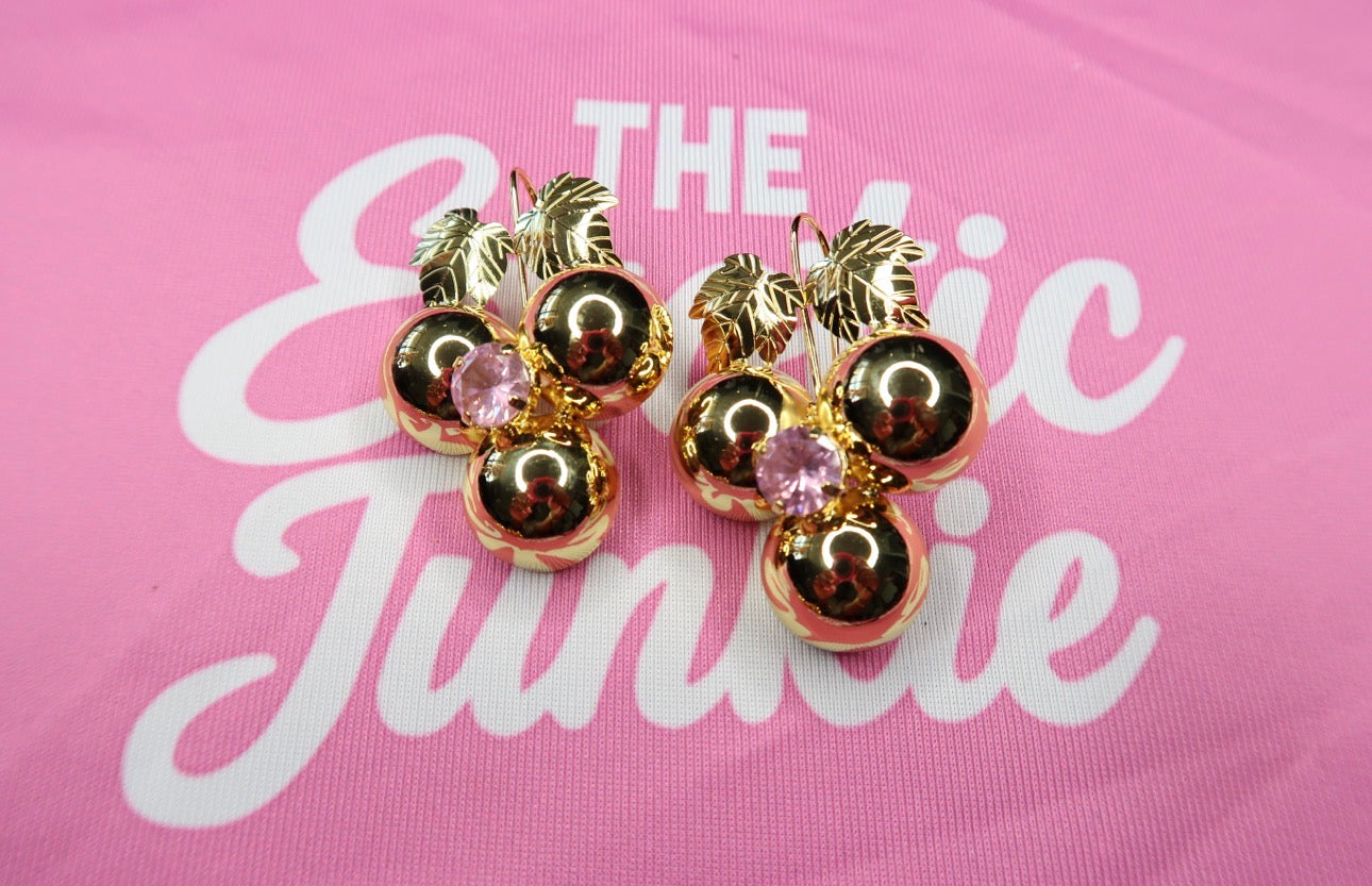 Earrings ; Medium Pink Grape 🍇