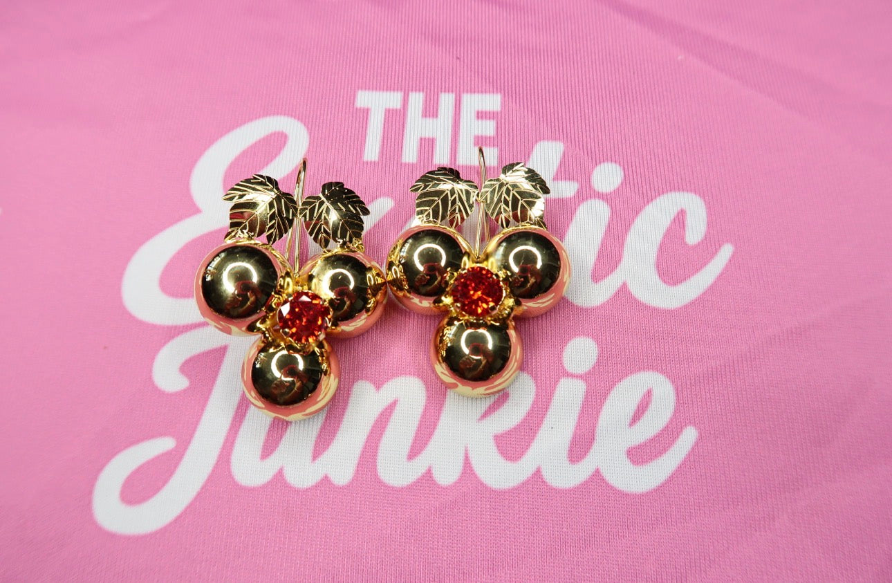 Earrings ; Medium Red Grape 🍇